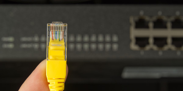 Instalación / Implantación / Legalización de ICT Santa Eulàlia de Riuprimer · Comunicaciones mediante firewalls, VPNs y cifrado