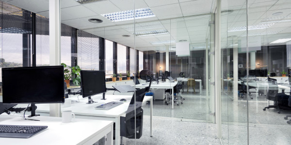 Proyectos de ICT Oficinas / Locales Comerciales Odèn · Instalación y mantenimiento de redes de alta velocidad